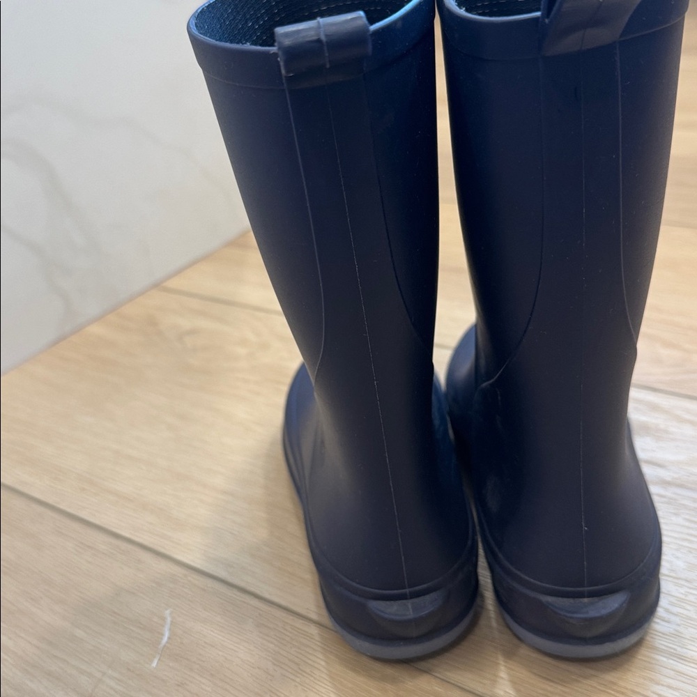 Boys Cat & Jack Rain boots. Used. Size 2Y. Color Blue. - Picture 3 of 10